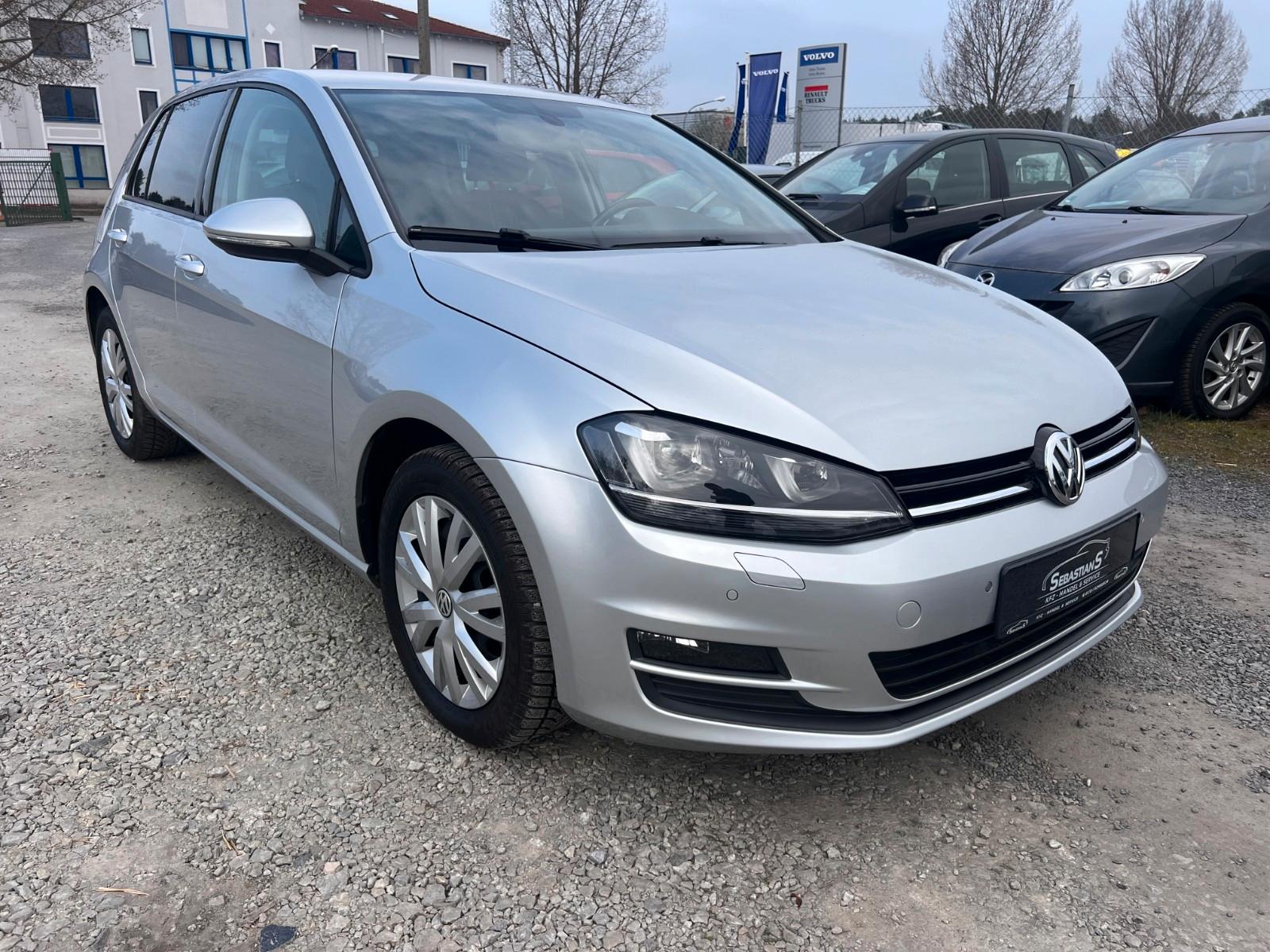 Volkswagen Golf 1.6 TDI BMT LOUNGE Webasto Xenon PDC