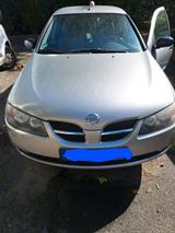 Nissan Almera - Nissan Almera: Limousine