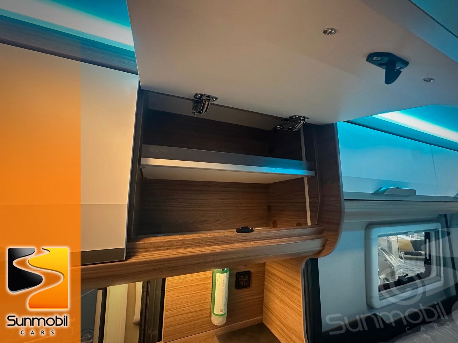 Fahrzeugabbildung Knaus BoxLife 600 ME Platinum Selection Aufstelldach
