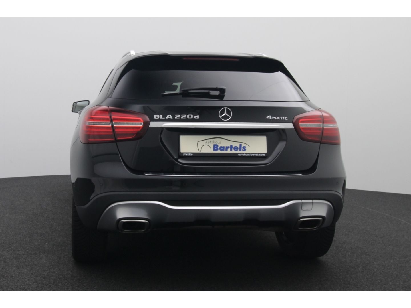 Fahrzeugabbildung Mercedes-Benz GLA 220 CDI d 4Matic Navi LED El. Heckklappe AHK