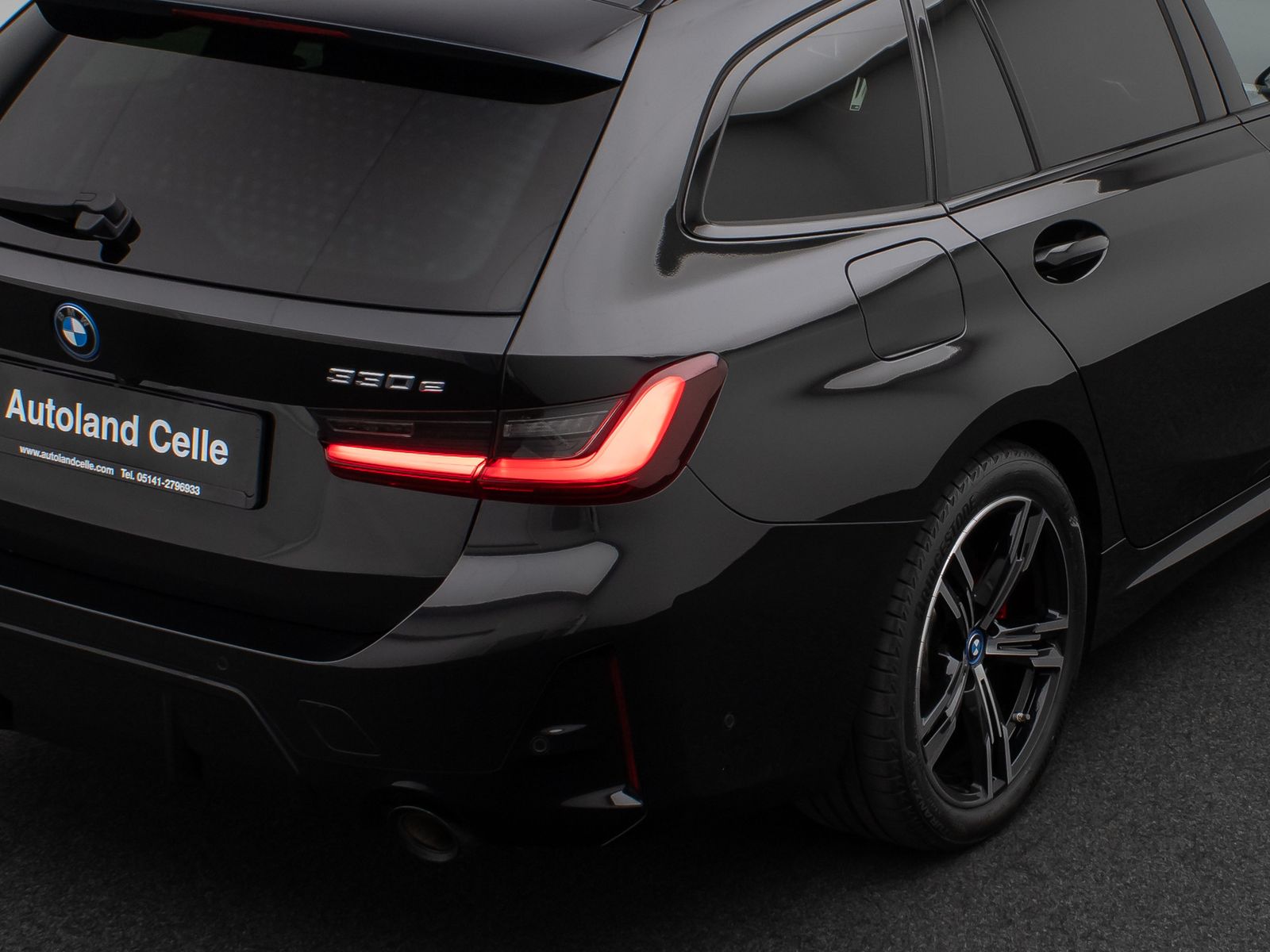 Fahrzeugabbildung BMW 330e M Sport Pro Kamera DAB CockPitPro Komfort