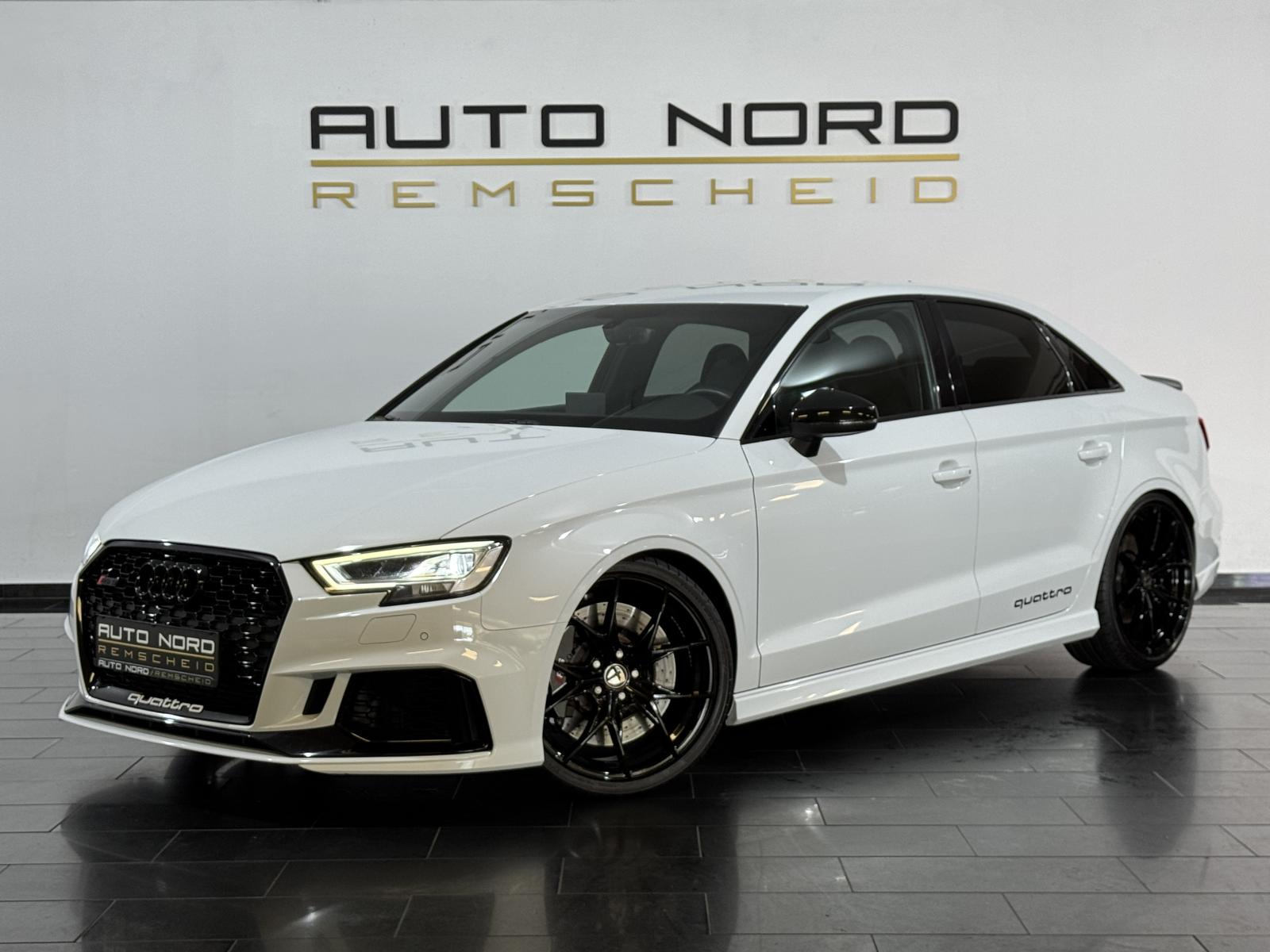 Audi RS3 2.5TFSI Limo.quat. S-Sitze*B&O*Matrix*KeyGo*
