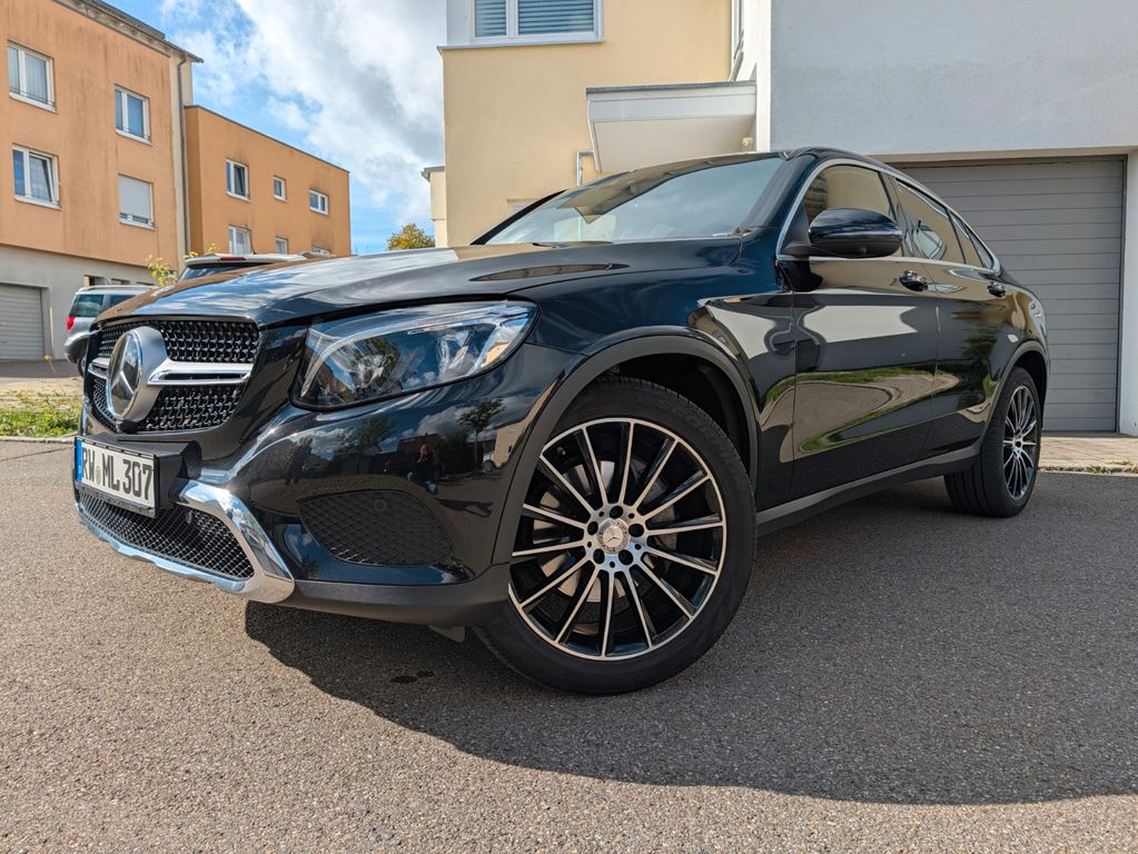 Image of Mercedes-Benz GLC 350