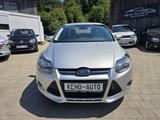 Ford Focus Lim. Titanium " "Export" - Ford Focus aus 2011: Limousine