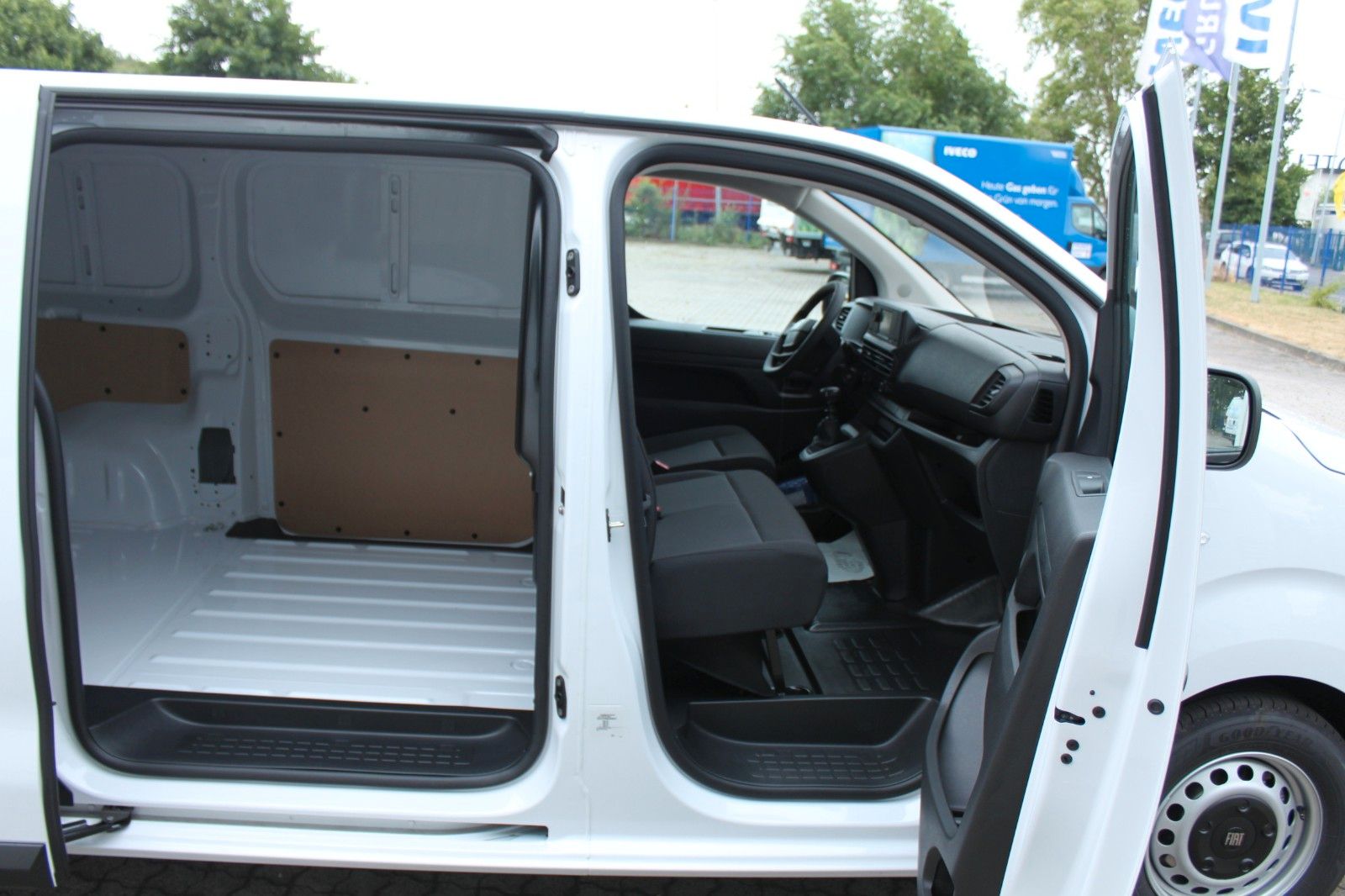 Fahrzeugabbildung Fiat Scudo L2 Easy Pro