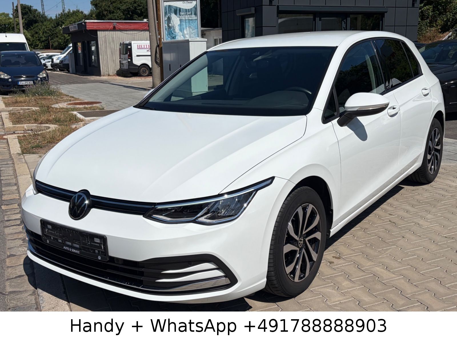 Volkswagen Golf - 1