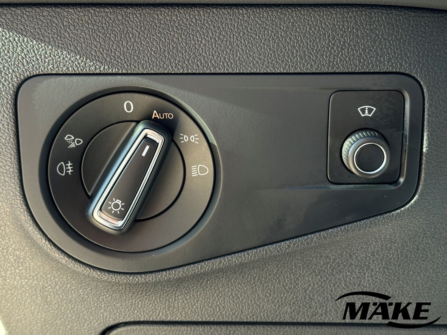 Tiguan R Black Style 2.0TSI DSG 4M DCC NAVI H&K 