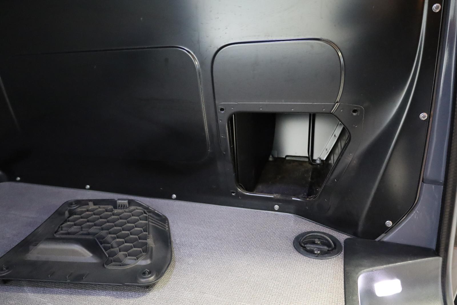 Volkswagen T6.1 Transporter |AHK|APP|PDC|TEMP|NAVI|RFK|KLIM
