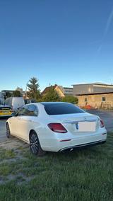 Mercedes-Benz E 350 e AVANTGARDE Autom. AVANTGARDE - Mercedes-Benz E 350 Gebrauchtwagen in Stuttgart