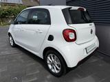 Smart forfour passion Automatik Navi Kamera Pano SHZ - Smart ForFour Gebrauchtwagen in Düsseldorf