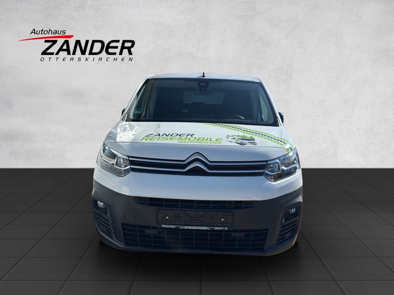 Fahrzeugabbildung Citroën Berlingo Kasten Club Elektromotor L2 / Lang