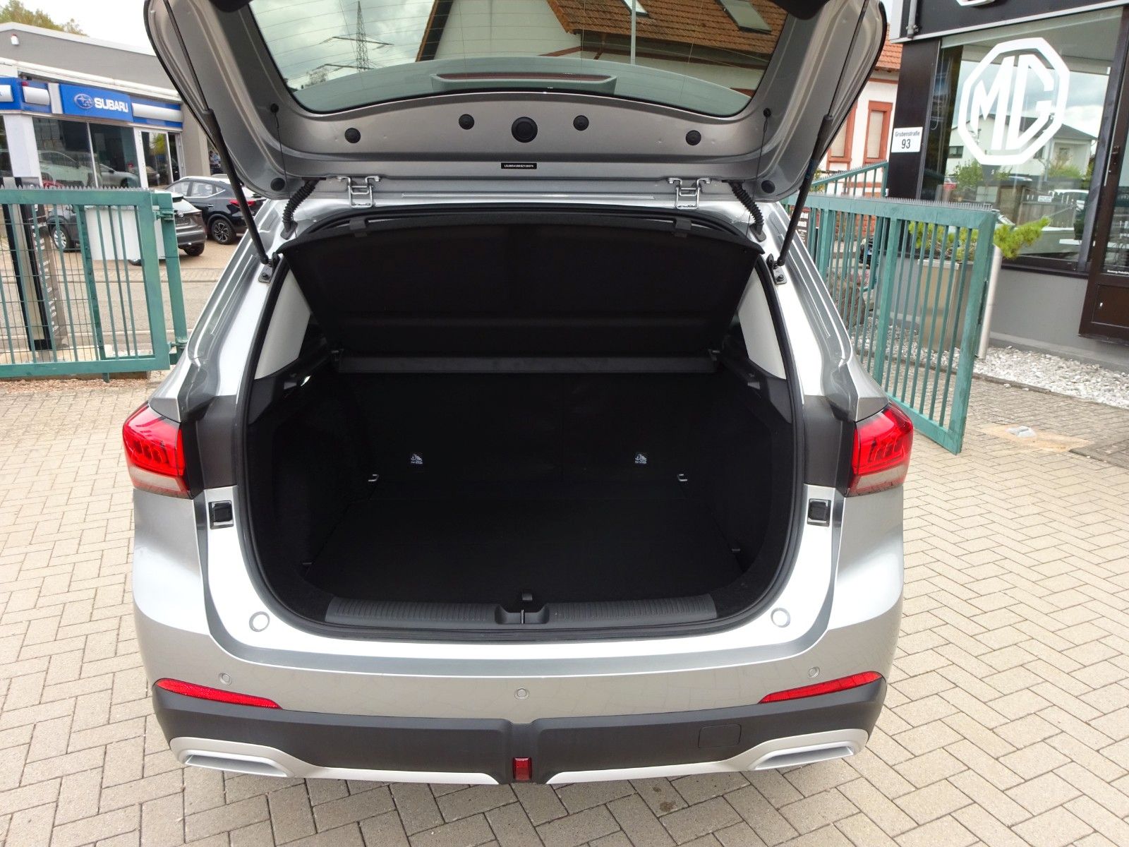 MG ZS