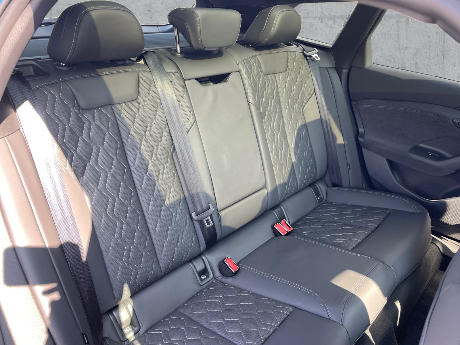 Audi A6 e-tron - Bild 14