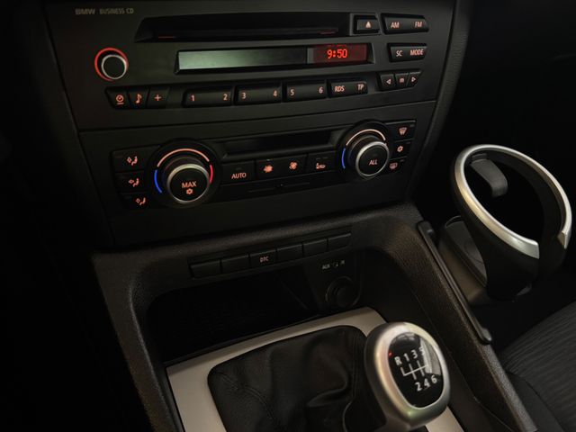 BMW X1 X1 sDrive 18i*NAVI*KAMERA*DAB*KLIMAAUTO*TÜV NEU - Bild 14