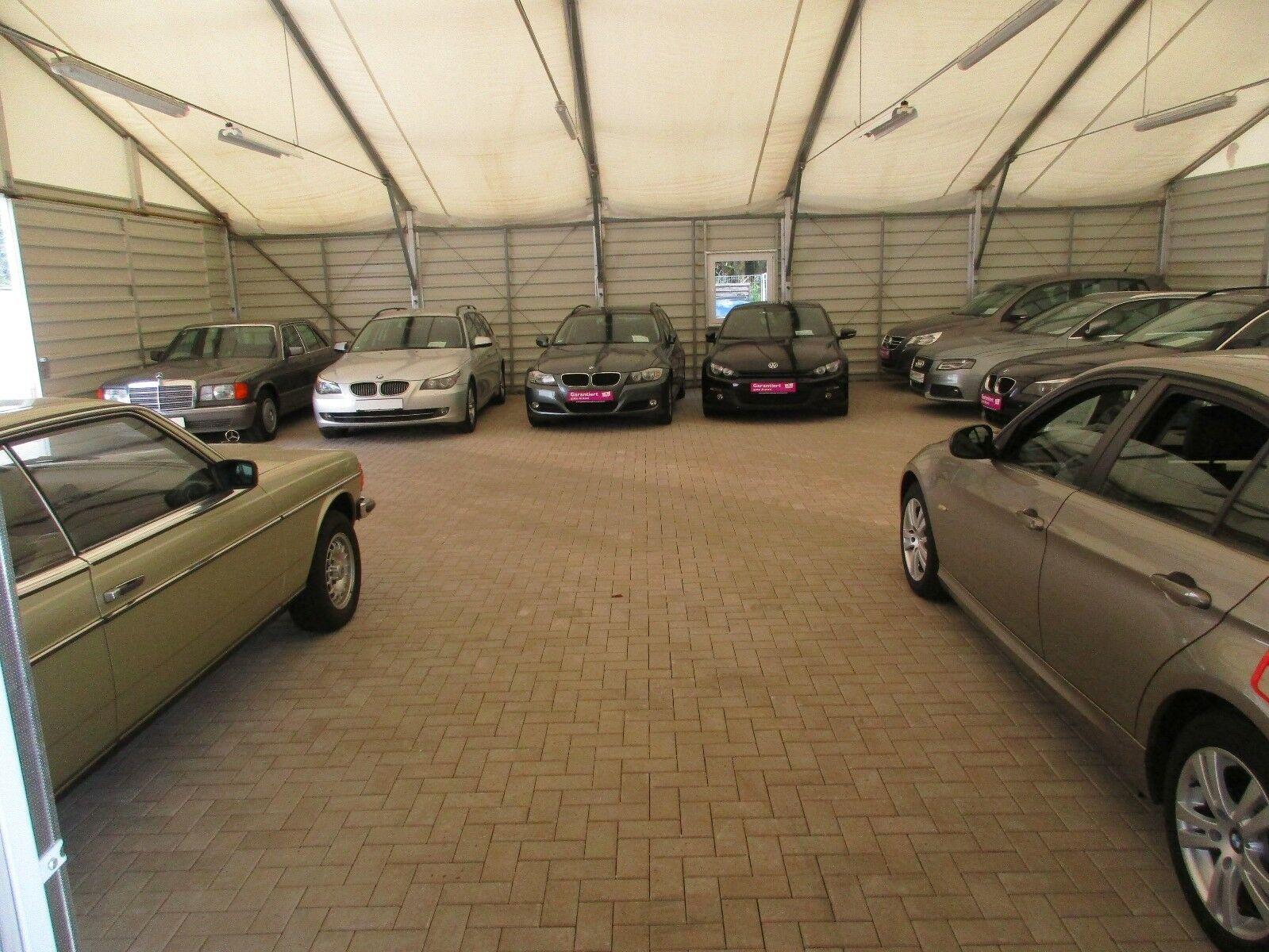 showroom-image-top