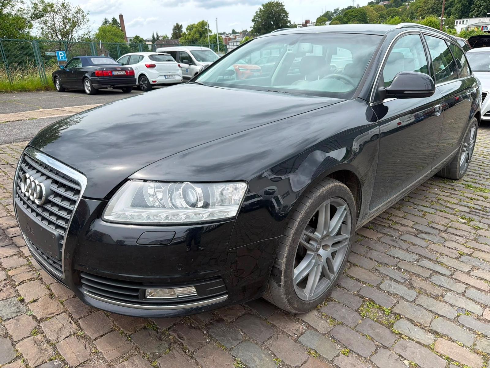Audi A6 2011 — вигляд ззаду