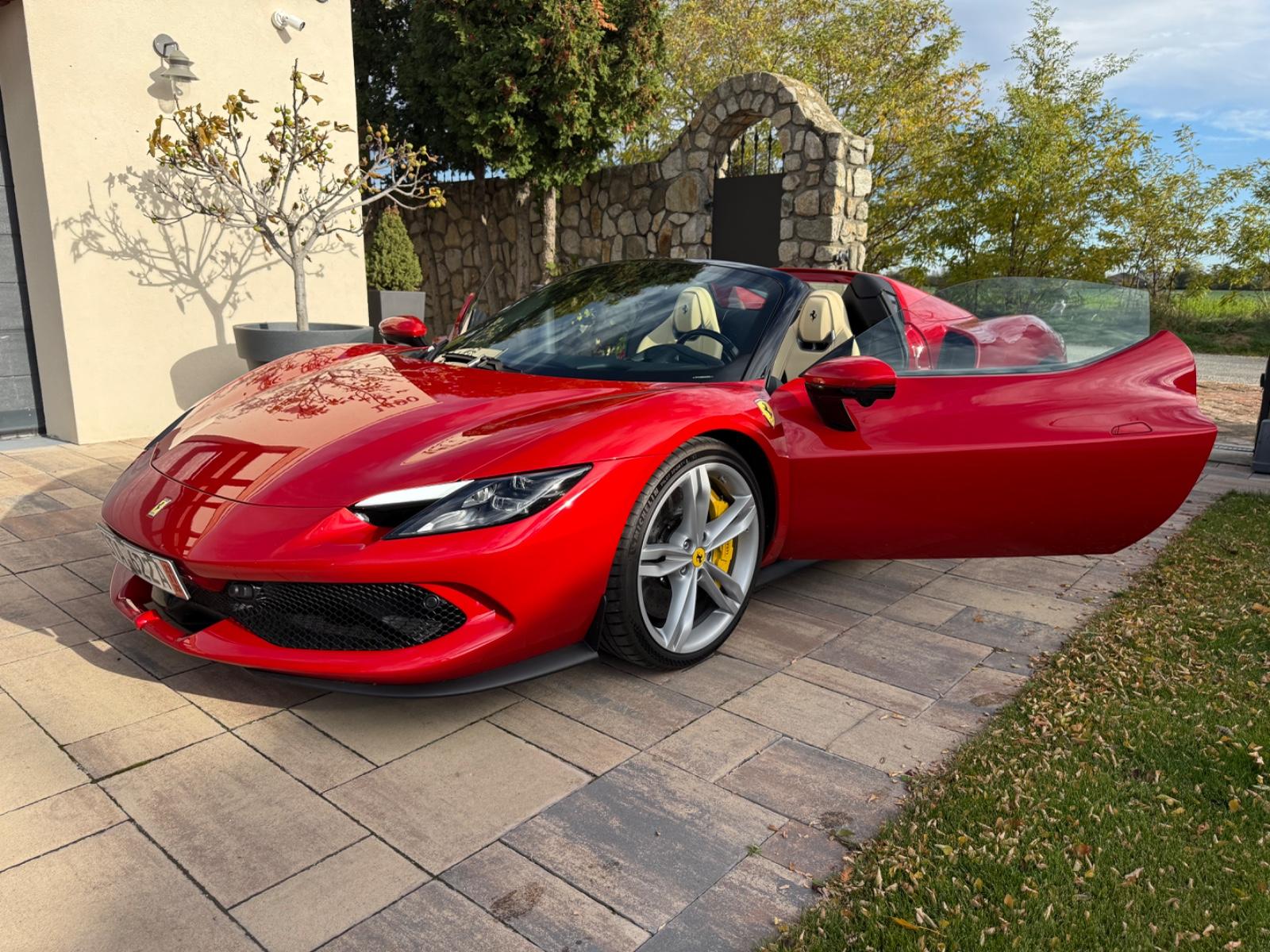 Ferrari 296 GTS