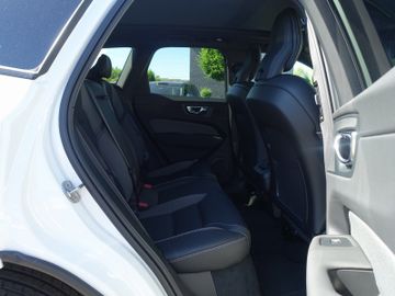 Volvo XC60 - 11