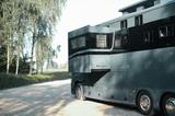 Mercedes-Benz KRISMAR Motorhome Doppel-PopOut + Pferdeabteil - Mercedes-Benz Integrierter