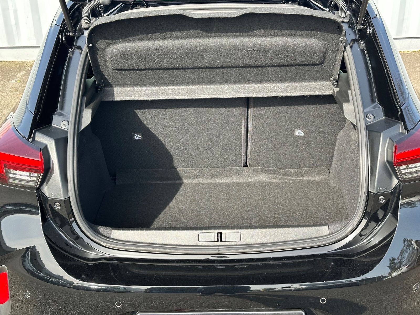 Fahrzeugabbildung Opel Corsa F GS*SHZ*PDC*Lenkradheizung*Rückfahrkamera