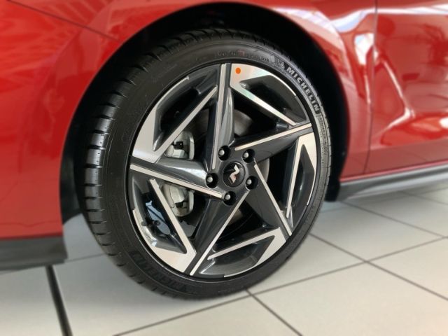 Fahrzeugabbildung Hyundai i30 N Line Mild-Hybrid+Sitz-Paket+Panormadach