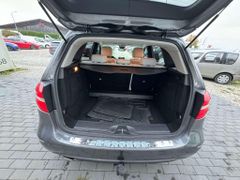 Fahrzeugabbildung Mercedes-Benz B 200 *NAVI*AHK*BIXENON*