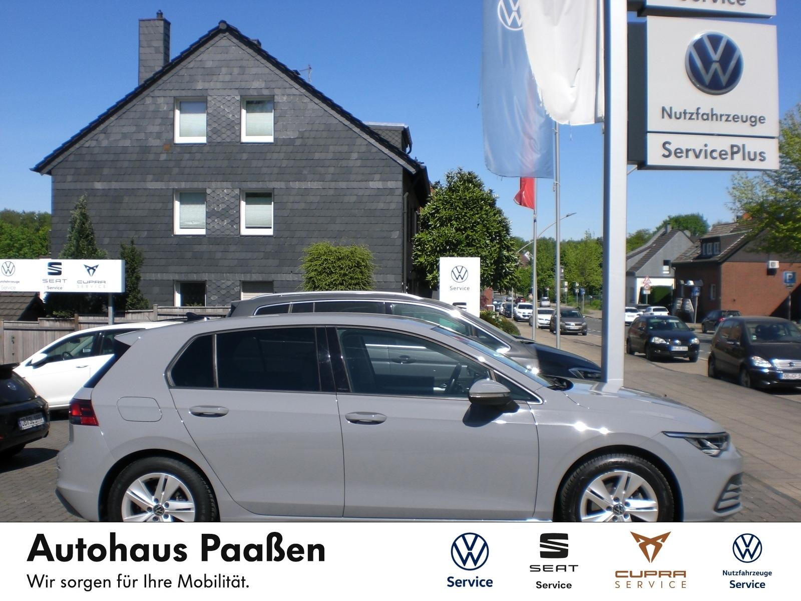 Volkswagen Golf VIII Life 1.5 eTSI DSG LED NAVI ACC App-Con