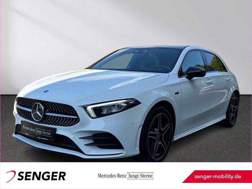 Mercedes-Benz A 250 e AMG Night Panorama Burmester Ambiente