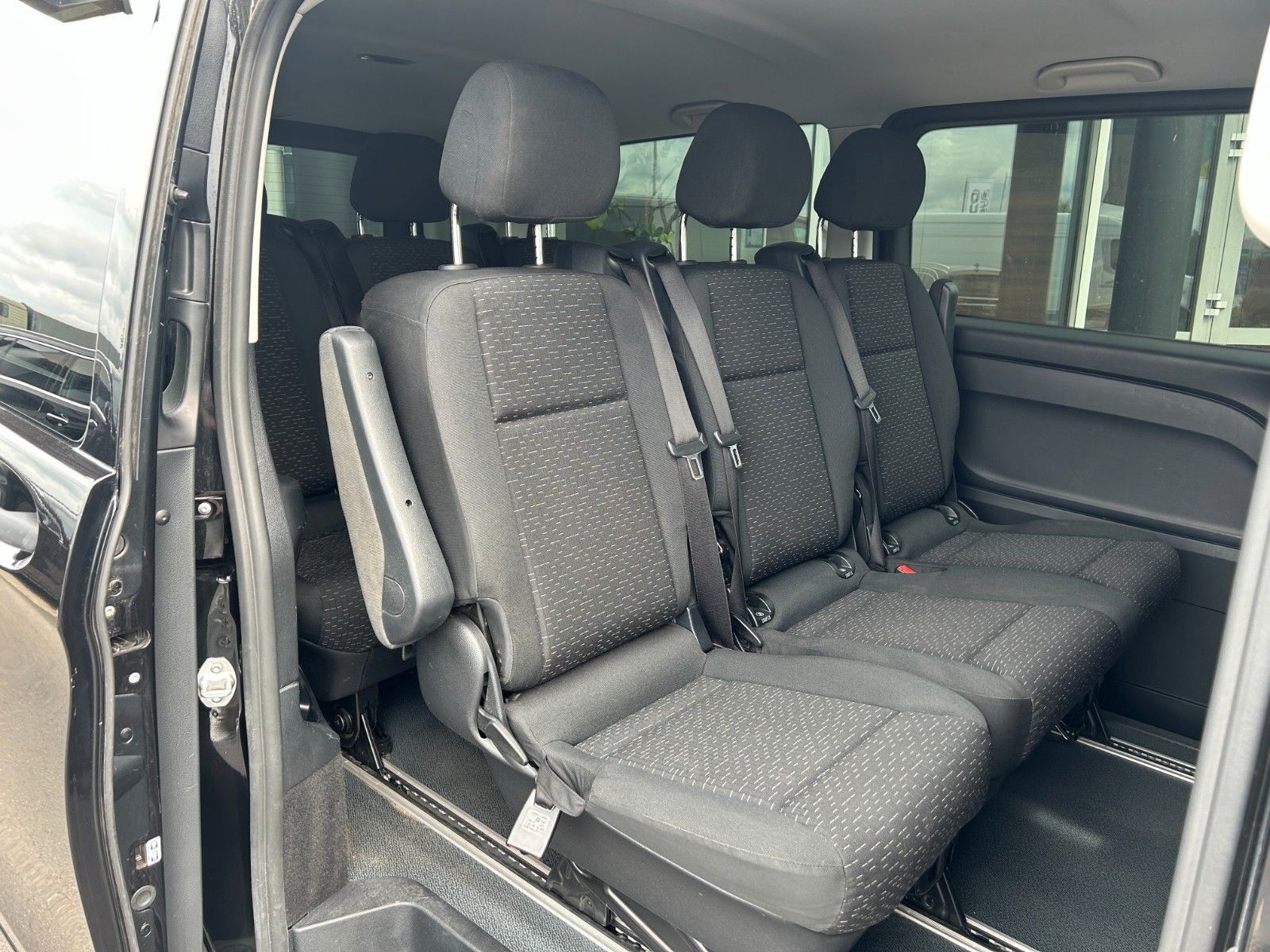 Fahrzeugabbildung Mercedes-Benz Vito 116 CDI Tourer 9G Extral AHK Kamera