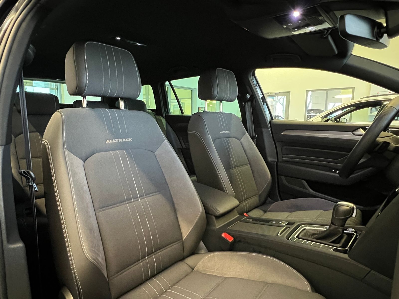 Fahrzeugabbildung Volkswagen Passat Variant Alltrack 2.0 TDI DSG 4MOTION *AHK
