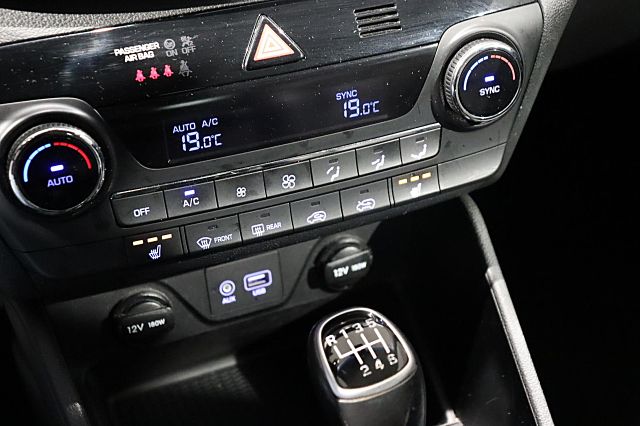 Tucson 1.6 GDi SHZ TEMPOMAT FREISP. ZV PDC NSW