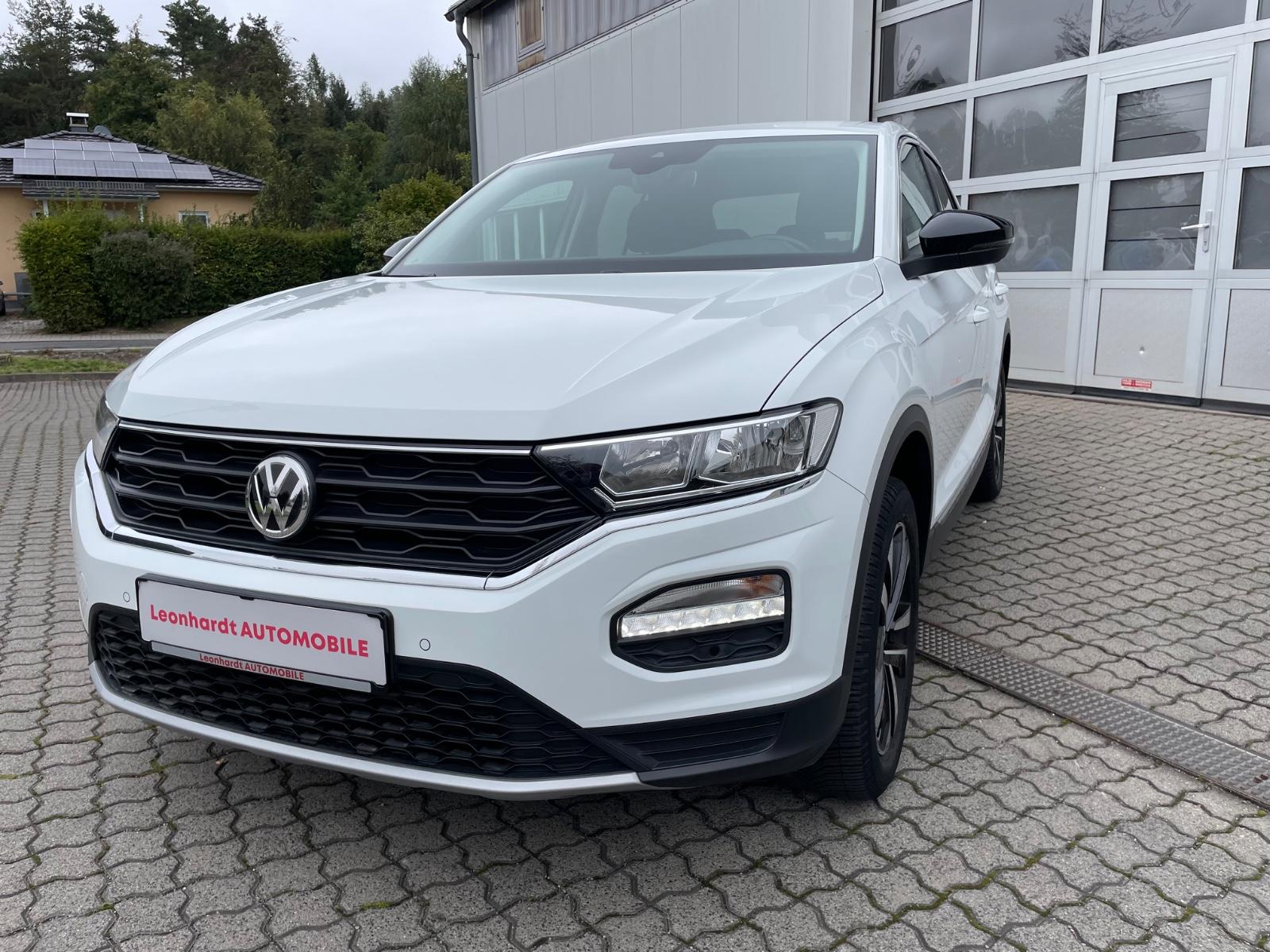 Volkswagen T-Roc United NAVI SHZ PDC 17-ZOLL