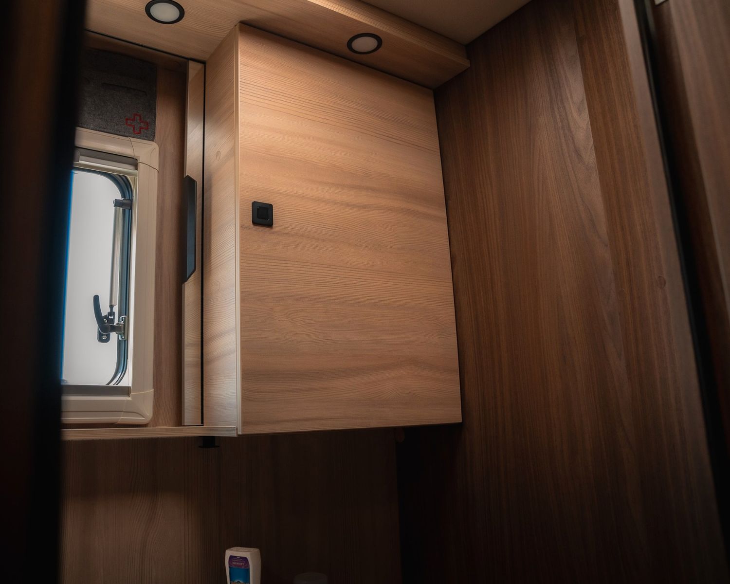Fahrzeugabbildung Eura Mobil Integra Line 726 EF GT *DELTA / HUBSTÜTZEN*