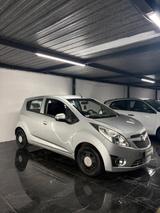 Chevrolet Spark 1.0 LS GPL - graue Chevrolet Spark