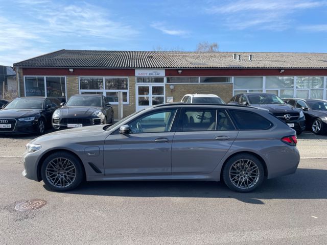 BMW 530 e Touring M Sport, Pano, Nardo grey