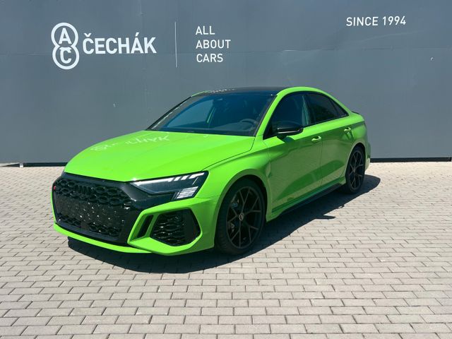 Audi RS3 2.5 TFSI, limo, 294kW