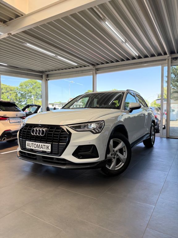 Image of Audi Q3