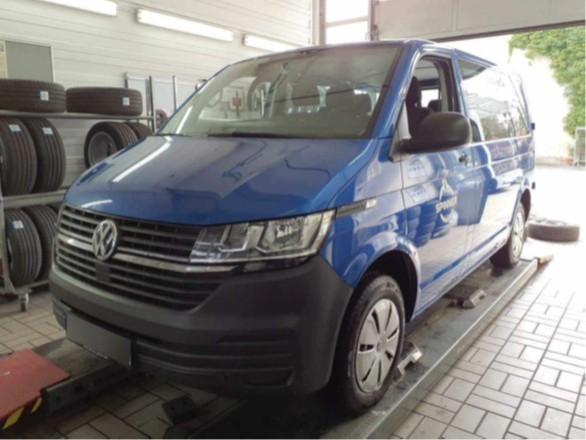 Volkswagen T6.1 Transporter Kombi 2.0l TDI 81kW 5-Gang AHK 