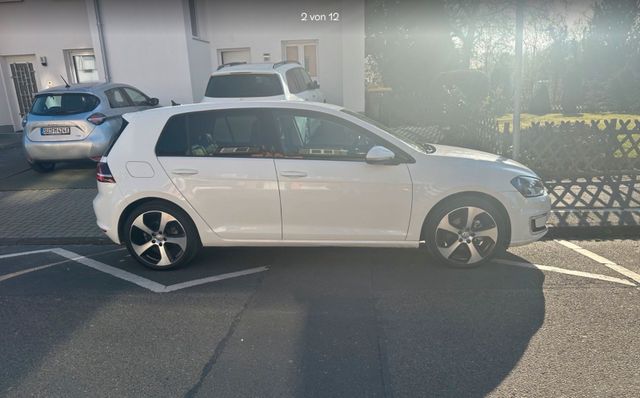 Volkswagen Golf E Leder/Navi 18zoll GTI 