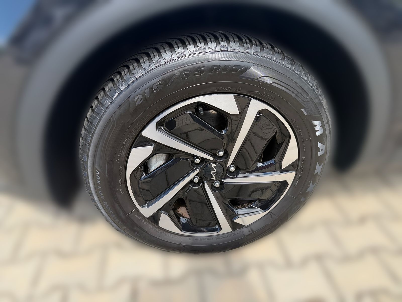 Fahrzeugabbildung Kia SPORTAGE 1.6T 2WD VISION KOM