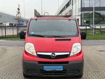 Opel Vivaro - 2