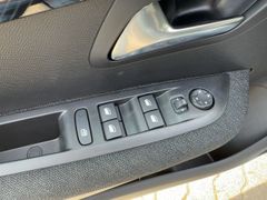 Foto Nummer 12: PEUGEOT 208