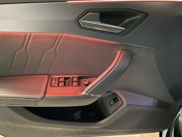 CUPRA Leon Sportstourer 1.5 eTSI DSG AHK