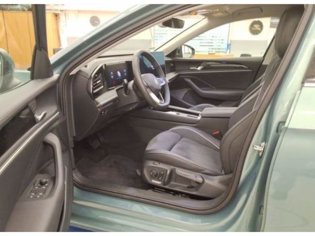 Passat Variant 2.0 TDI Business Navi HeadUp el.H
