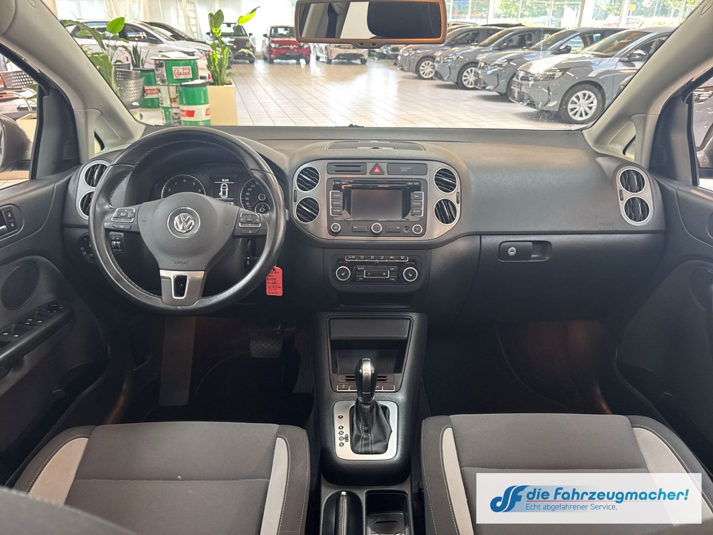 Fahrzeugabbildung Volkswagen Golf Plus VI Life Navi Dyn. Kurvenlicht 2-Zonen-