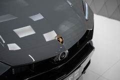 Urus 4.0 V8 SE GREY/BLACK ORANGE PANO B&amp;O