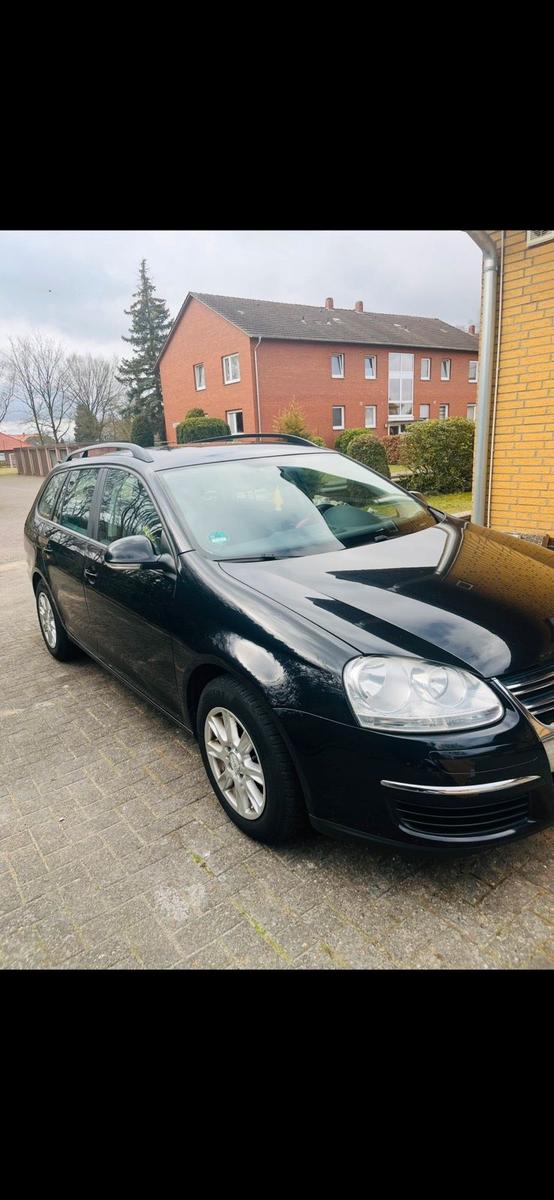 Volkswagen Golf 2008 — rear view