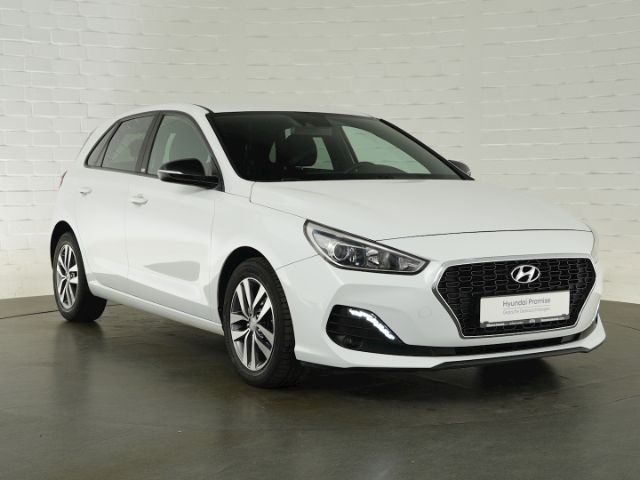 i30 PASSION+RÜCKFAHRKAMERA+SITZ-/LENKRADHEIZUNG+