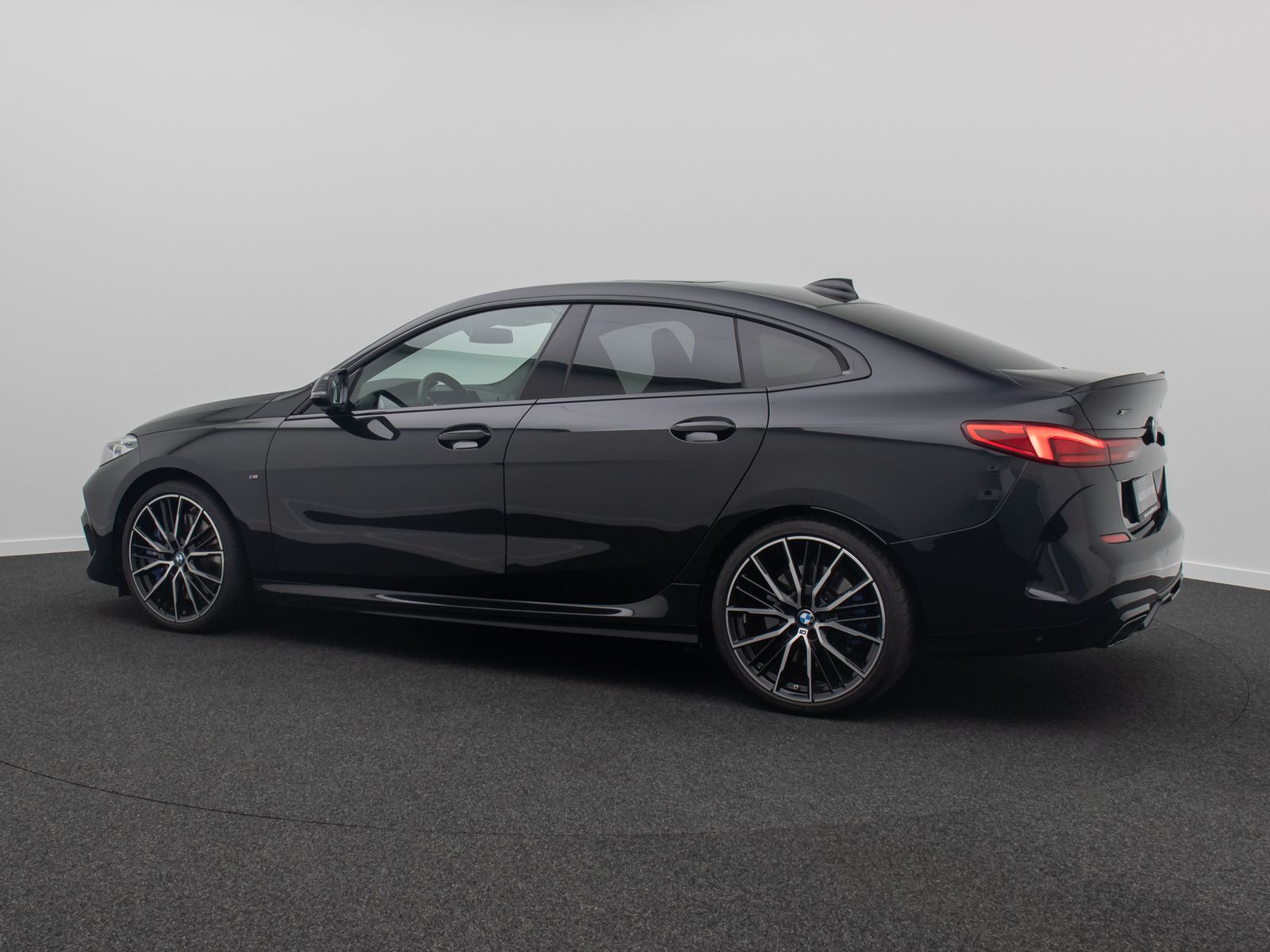 Fahrzeugabbildung BMW M235i xD GranCoupé DAB H/K Panorama Leder 19Zoll