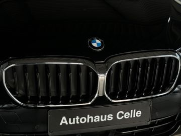 Fahrzeugabbildung BMW 530e xDr Tuor AHK Pano ACC HUD D/K Laserlicht